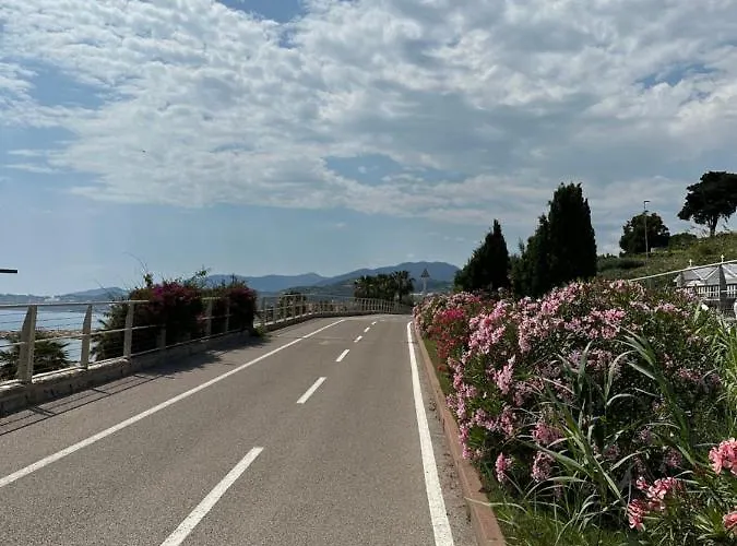 Apartment Vicino Al Mare Con Parcheggio